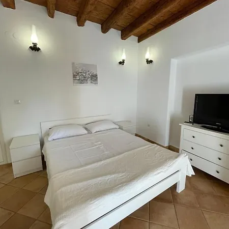 Apartment Studio Ana *