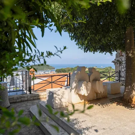 Ana Apartman Vrsar