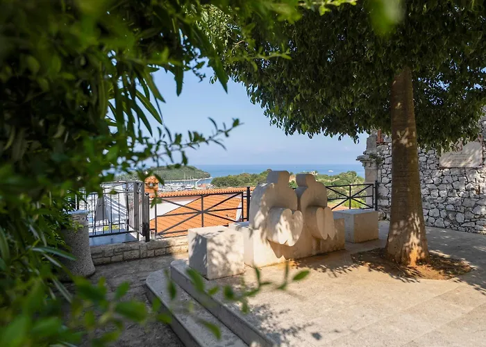 Ana 아파트 브르사르